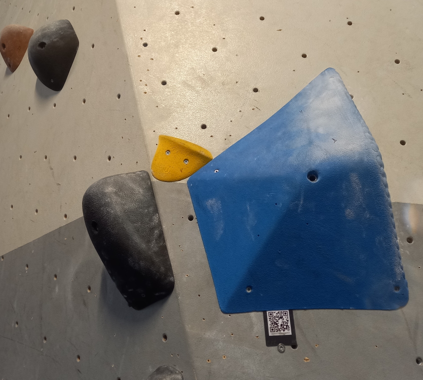 qr code in a climbing gym